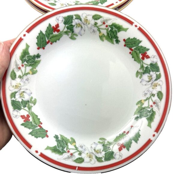 Vintage Lynns St Maria Bread Dessert‎ Plates Set Of 4 Christmas Holly Fine China - Picture 2 of 10
